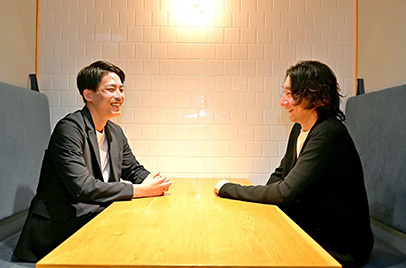 社員同士のコミュニケーションを大切に。フラットな関係性の中で、対話を重ねながら課題を解決していきます。