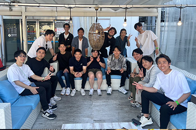 社内イベントでの集合写真