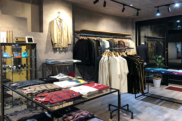 無人古着屋RELOOP STORE②